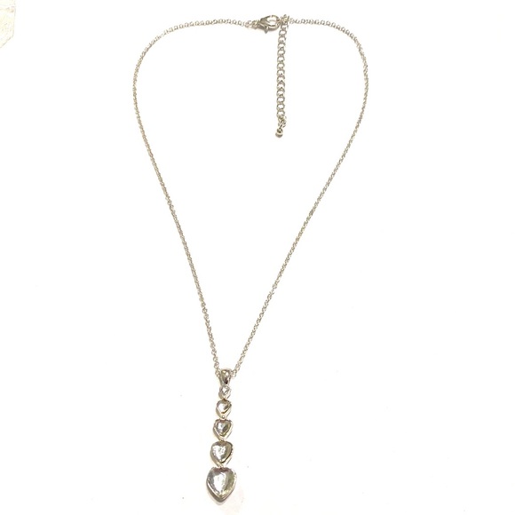 Passage Necklace Sparking Faceted Heart Stones Silver Tone - Picture 4 of 5